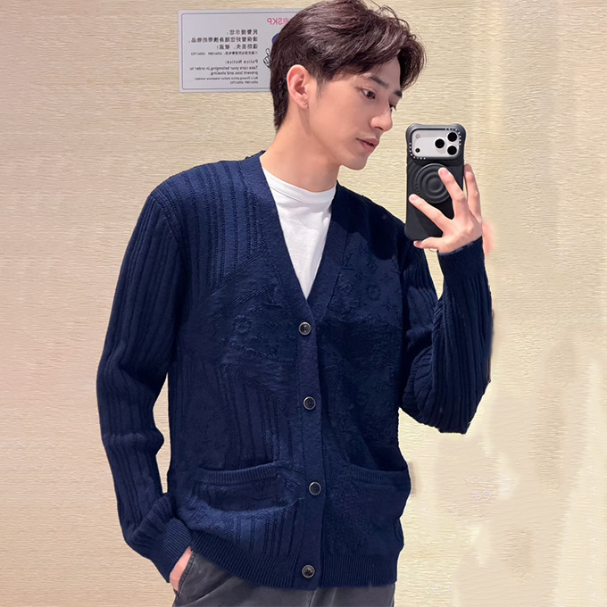 louis vuitton textured cable knit v neck cardigan